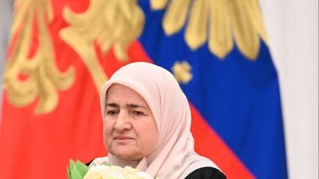 الاتحاد الأوروبي يدرج والدة قديروف على قائمة العقوبات