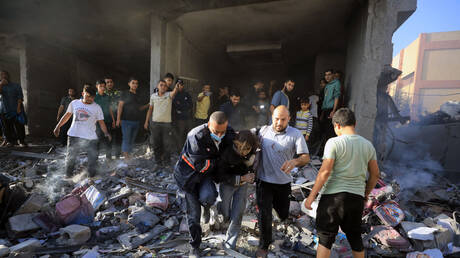 صحة غزة: ارتفاع حصيلة قتلى القصف الإسرائيلي على القطاع إلى 37877 شخصا