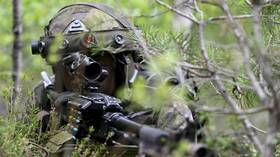 فنلندا تعلن تزويدها كييف بنماذج أسلحة حديثة لاختبارها في ساحة القتال ضد روسيا