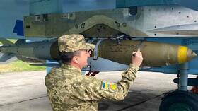 قنابل موجهة فرنسية تفقد فاعليتها عند إطلاقها من سو-25 الأوكرانية.. ما السبب؟