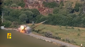 حزب الله يبث لقطات من استهدافه آلية عسكرية إسرائيلية وتدميرها بشكل كامل