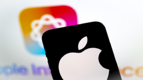 آبل تصدم المستخدمين بإيقاف 