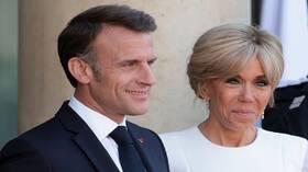 فرنسا.. تطورات لافتة في محاكمة امرأتين ادعيتا بأن عقيلة ماكرون "متحولة جنسيا"