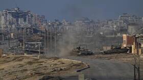 كتائب القسام تعلن استهداف ناقلة جند إسرائيلية من نوع نمر وقتل من فيها شرقي مدينة غزة