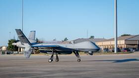 مركز المصالحة: مسيرة أمريكية تقترب من طائرة روسية بشكل خطير فوق سوريا