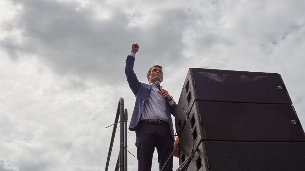 "يجب إيقاف هذا السيرك".. سياسي فرنسي يدعو إلى وضع حد لتشويه صورة روسيا