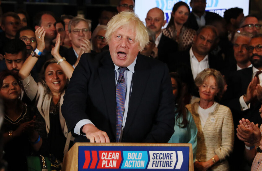 جونسون: الأحزاب الأخرى في البلاد "مليئة بالزاحفين نحو الكرملين" (فيديو)