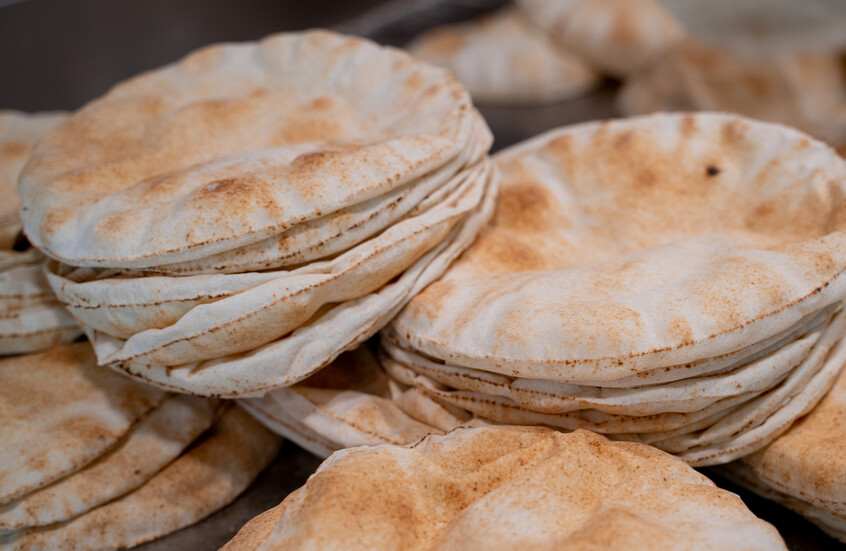 "الدولرة" ستنسحب على الخبز.. ولبنان مهدد بالمجاعة في هذه الحالة!