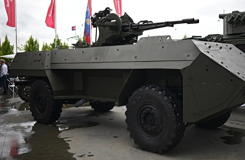 الجيش الروسي يختبر مدرعات مسيّرة جديدة