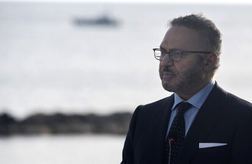 أنور قرقاش يتحدث عن "معالم مشهد دولي مقلق وغير مستقر" ويثير تفاعلا