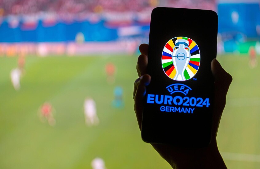 الليلة الجمعة.. مباريات عمالقة أوروبا بالمربع الذهبي في يورو 2024 والقنوات الناقلة