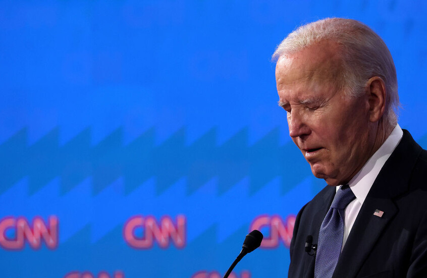 بايدن ينبه موظفيه: لا فعاليات بعد الثامنة مساء