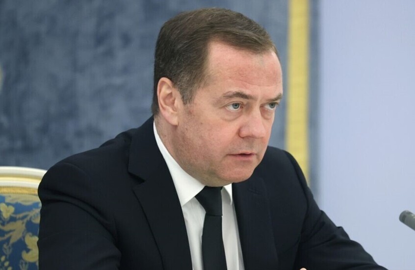 مدفيديف: الهستيريا التي واكبت زيارة أوربان لموسكو تظهر أن الغرب ينشد الحرب وليس السلام