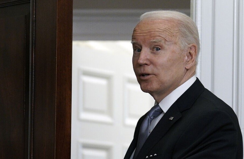 تقارير عن اجتماع طبيب بايدن مع خبير مرض باركنسون