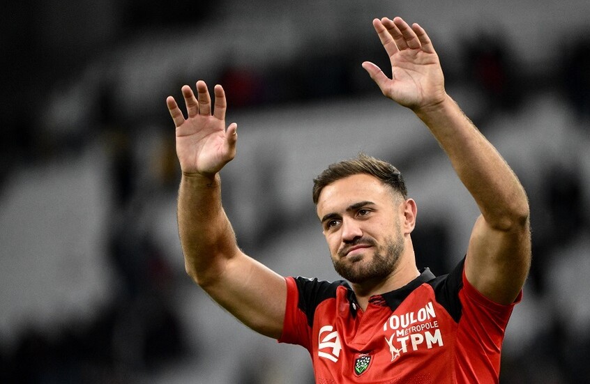 إيقاف لاعب فرنسي بسبب فيديو يتضمن تهديدا بالاعتداء على "العرب"