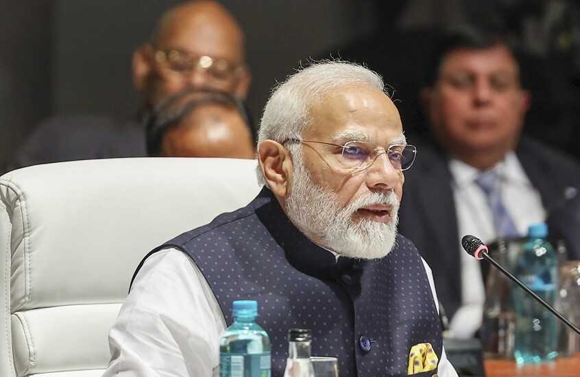 بلومبرغ: الهند الواقعة بين روسيا والصين والغرب مستعدة للعب دور أكبر في تعزيز السلام