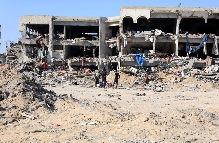 انتشال 60 جثمانا من تحت أنقاض الشجاعية