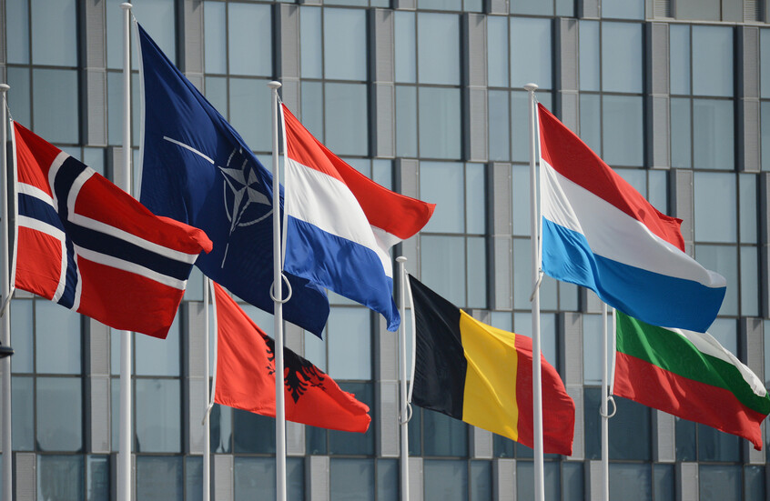 مسؤولة سابقة في البنتاغون: الوثيقة الختامية لقمة "الناتو" تعتبر "إعلان حرب"