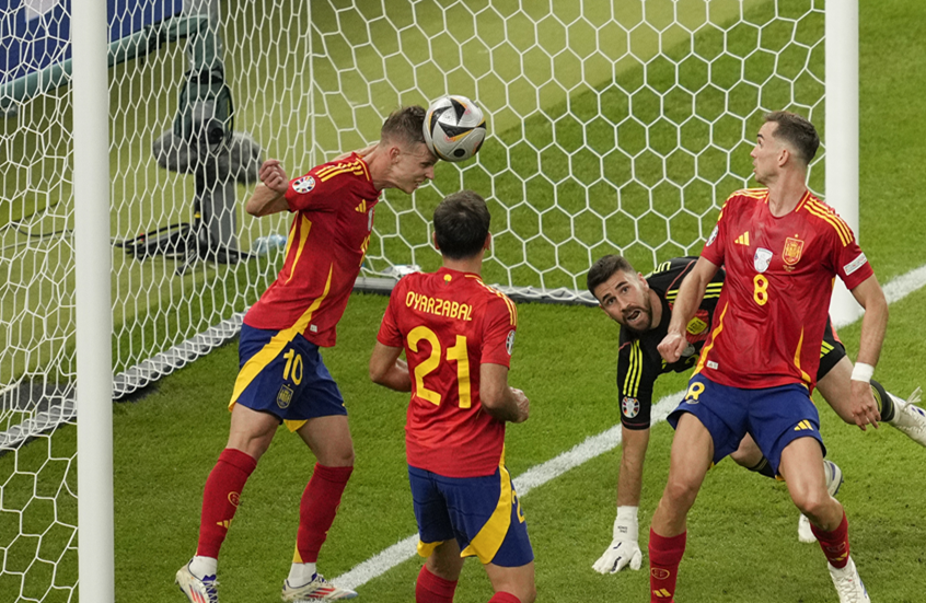 أعظم لقطة في "يورو2024".. نجم منتخب إسبانيا ينقذ بلاده من استقبال هدف محقق في الدقيقة 90 (فيديو)