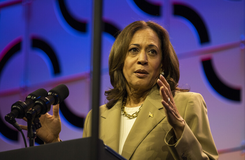 هاريس تدعو مرشح ترامب لمنصب نائب الرئيس للمناظرة التلفزيونية