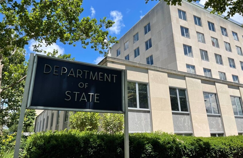 الخارجية الأمريكية: لا أحد في أوروبا يهدد روسيا