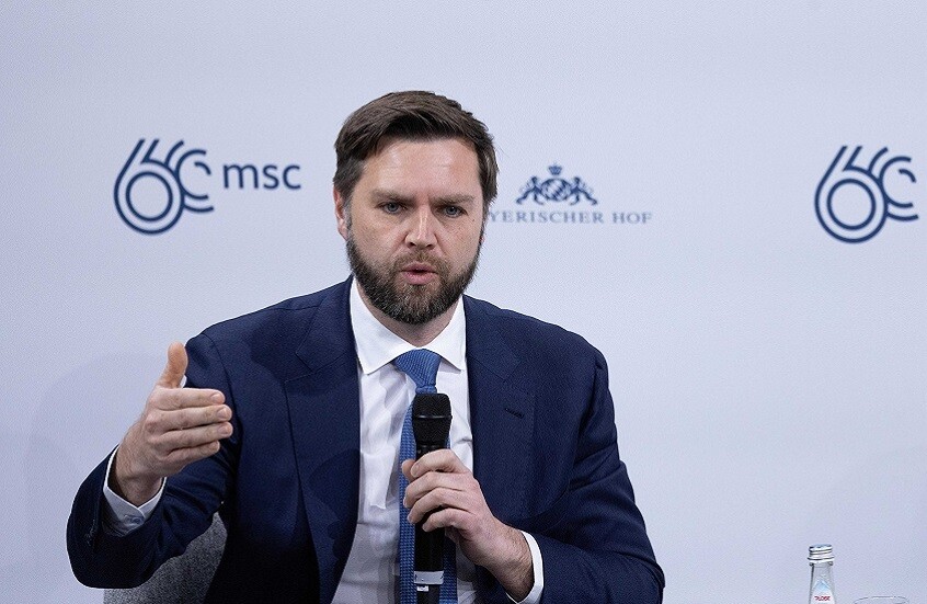 "هل سيسلّمان أوكرانيا ؟".. أوروبيون قلقون من اختيار ترامب نائبا "لا يعتبر بوتين تهديدا"