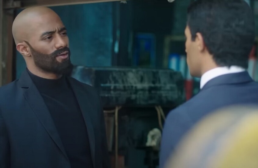 فنان مصري: ندمت على ارتداء قميص نوم في مسلسل بطله محمد رمضان (فيديو)