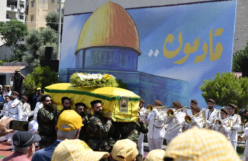 "حزب الله" ينعى أحد مقاتليه والجيش الإسرائيلي يعلن مقتل قائدين في قوة "الرضوان"