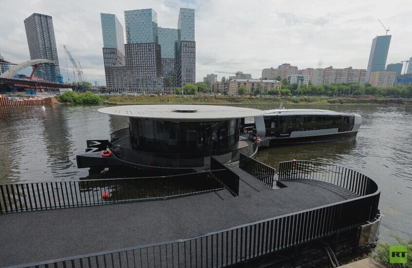 مليون رحلة نُفّذت على متن الزوارق الكهربائية في نهر موسكو منذ إطلاقها