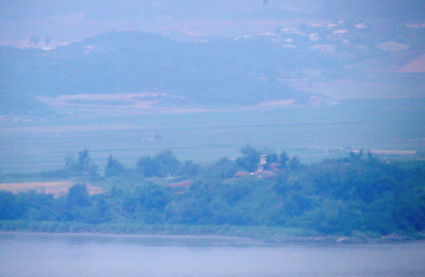 ردا على بالونات القمامة.. كوريا الجنوبية تستأنف البث الدعائي تجاه كوريا الشمالية