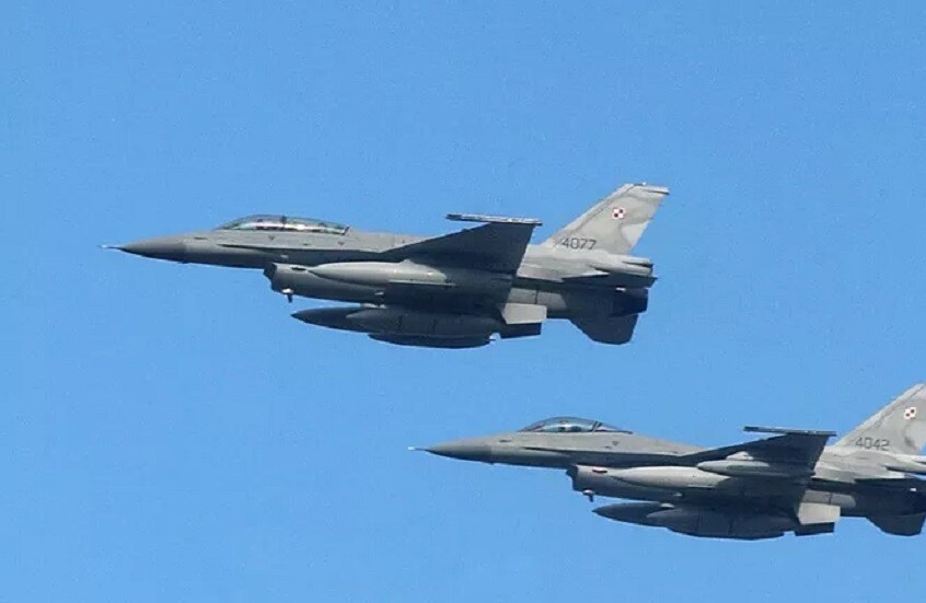 إعلام: بولندا لن تنقل مقاتلات