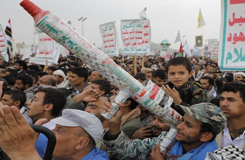 حماس تدين الهجوم الإسرائيلي على ميناء "الحديدة" اليوم