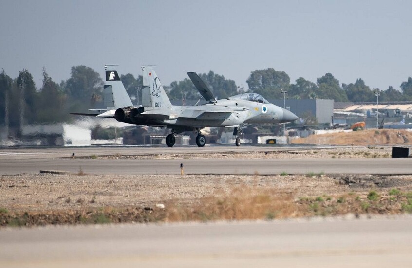 "يديعوت أحرونوت": سلاح الجو والبحرية الإسرائيلية يعلنان الاستنفار تحسبا لرد مرتقب من الحوثيين