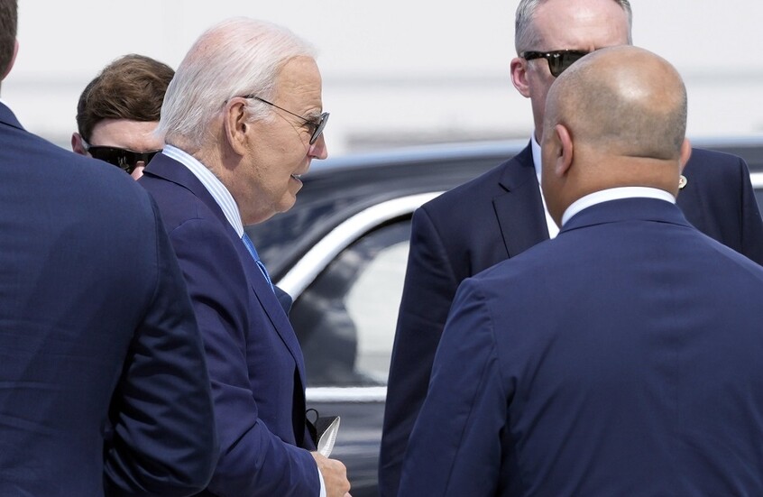 "القتال بكل ما لدينا لانتخابها".. بيل وهيلاري كلينتون يشيدان ببايدن ويعلنان دعمهما لكامالا هاريس