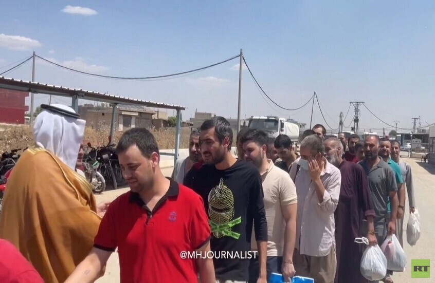 "قسد" تفرج عن 111 متهما بالإرهاب من سجن علايا بمدينة القامشلي (فيديوهات)