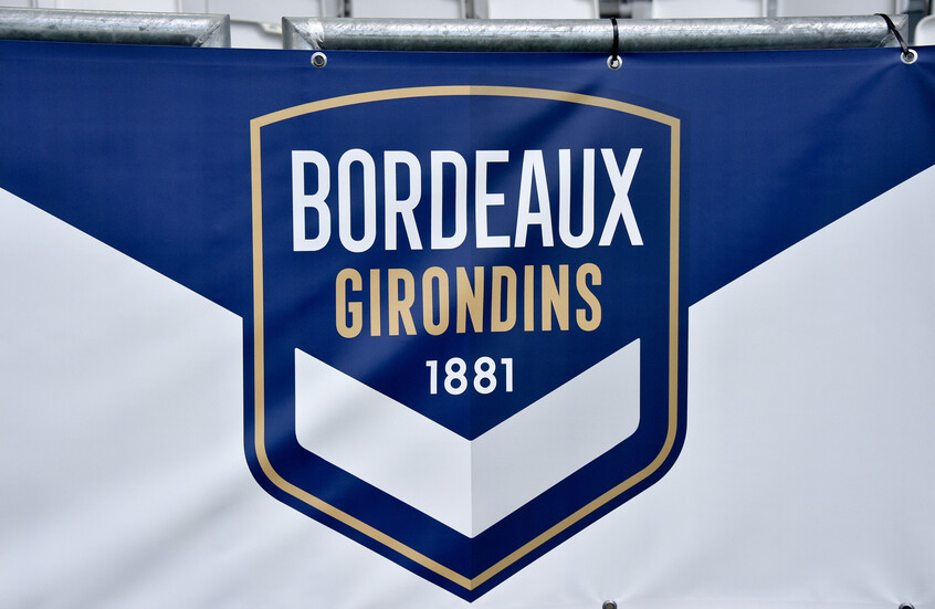 بعد تراجع مُلاك ليفربول عن إنقاذه.. ناد فرنسي يعلن إفلاسه وهبوطه للدرجة الثالثة