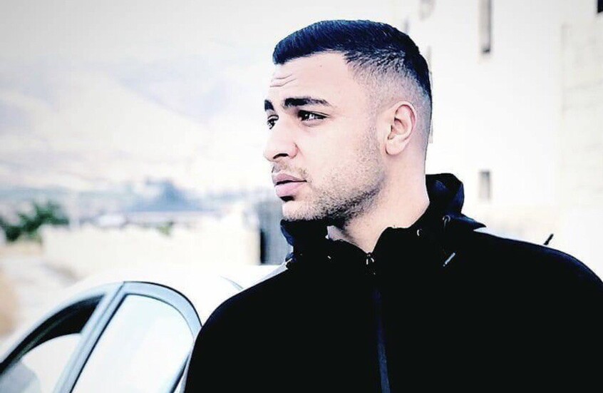 من مسافة مترين.. فيديو متداول لاغتيال أحد عناصر الضابطة الجمركية في مدينة طوباس بالضفة الغربية