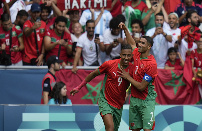 بعد توقف المباراة  لساعتين.. تقنية "الفار" تنقذ المغرب وتمنحه الفوز على الأرجنتين