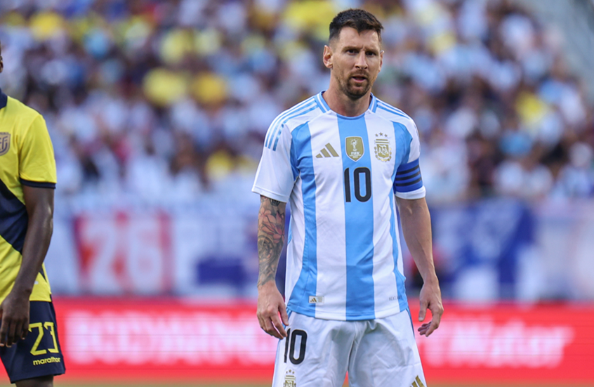 بكلمة واحدة.. تعليق مثير لميسي على خسارة الأرجنتين أمام المغرب (صورة)