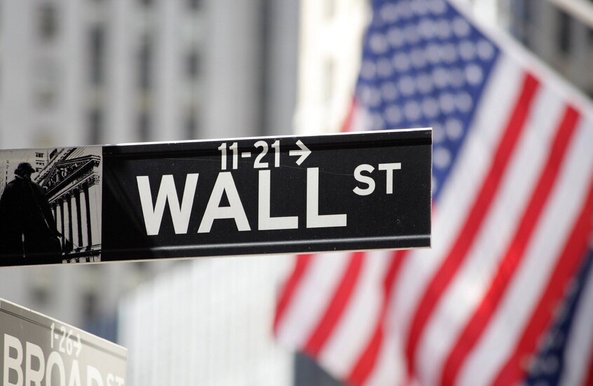 "تريليون دولار تبخرت".. بورصة "وول ستريت" تسجل أسوأ أداء منذ أكتوبر 2022