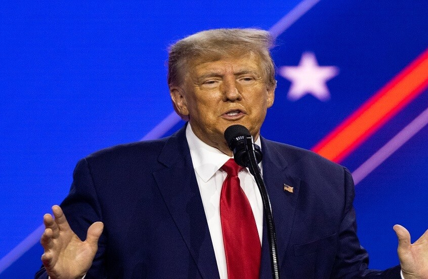 مستشار ترامب يعلن تفاصيل عن مناظرات مع كامالا هاريس