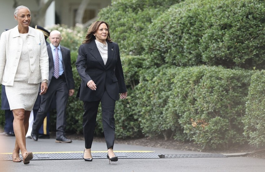 بشروط.. حملة ترامب ترفض مبدئيا نقاش عقد المناظرة مع هاريس