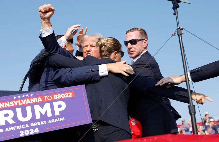 سيناتور أمريكي يكشف عن 