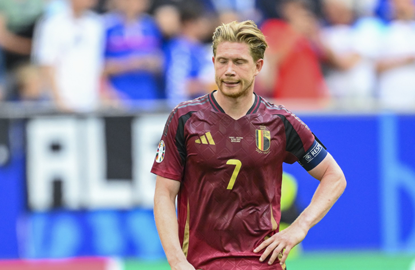 لماذا رفض دي بروين عرضا فلكيا من الدوري السعودي في آخر لحظة؟