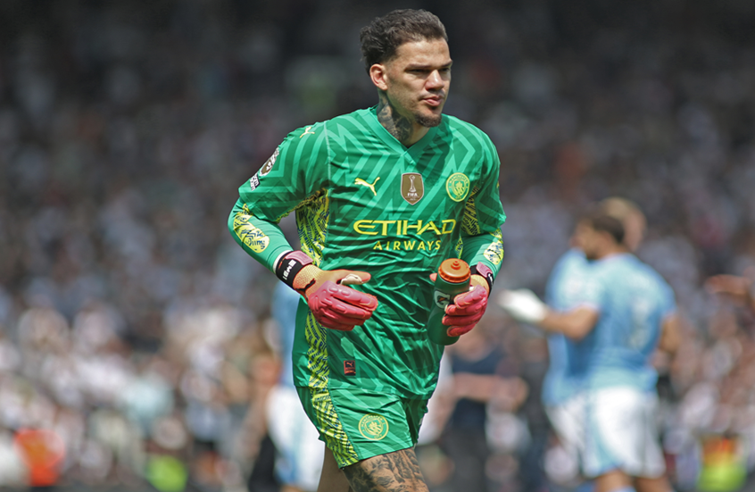 مانشستر سيتي يحدد مبلغا ضخما للسماح لحارسه إيدرسون بالانتقال للاتحاد السعودي