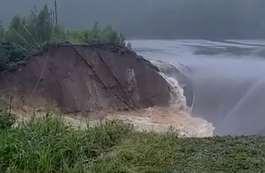 مسؤول روسي يؤكد عدم وجود إصابات نتيجة الفيضانات في مقاطعة تشيليابينسك الروسية