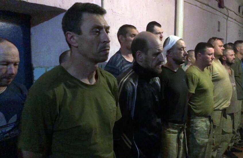 الدفاع الروسية: استسلام 17 جنديا أوكرانيا في الجزر الواقعة على نهر دنيبر (فيديو)