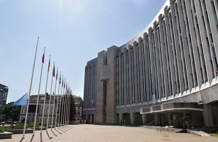 سلسلة انفجارات تدوي في مدينة دنيبر الأوكرانية