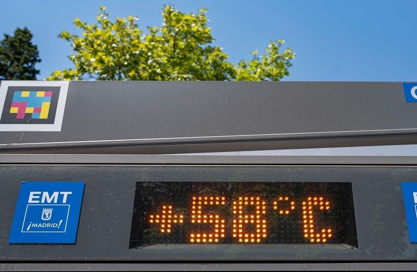 مطالب بإنشاء "ملاذات باردة" لتخفيف وطأة الحر بعد وفاة 21 شخصا في المغرب