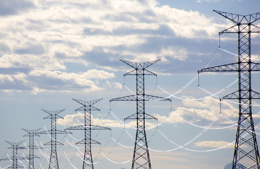 السعودية للكهرباء تكشف نتائج التحقيق في انقطاع التيار بشرورة وتصدر مجموعة إجراءات عاجلة